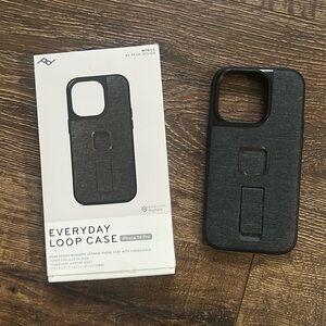 Peak Design Everyday Loop Phone Case. iPhone 14 Pro.